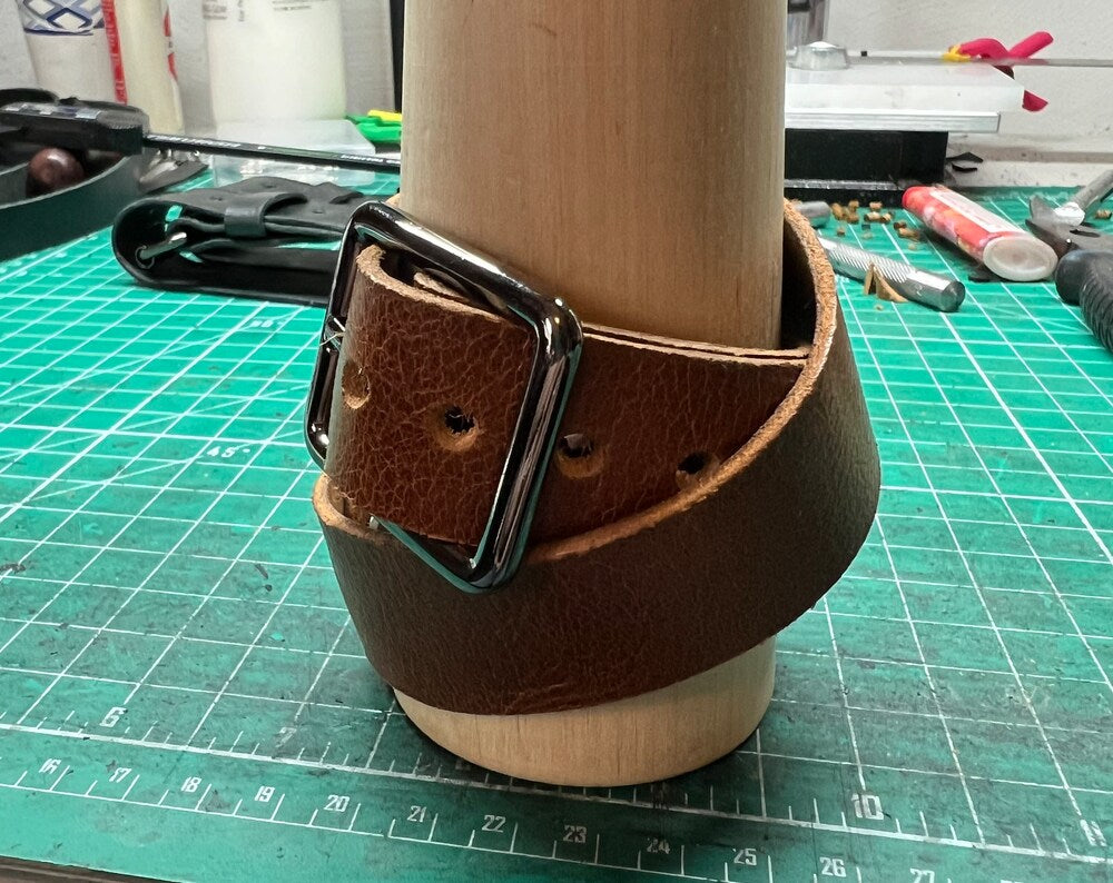 XHD Hidden restricting cuff bracelet